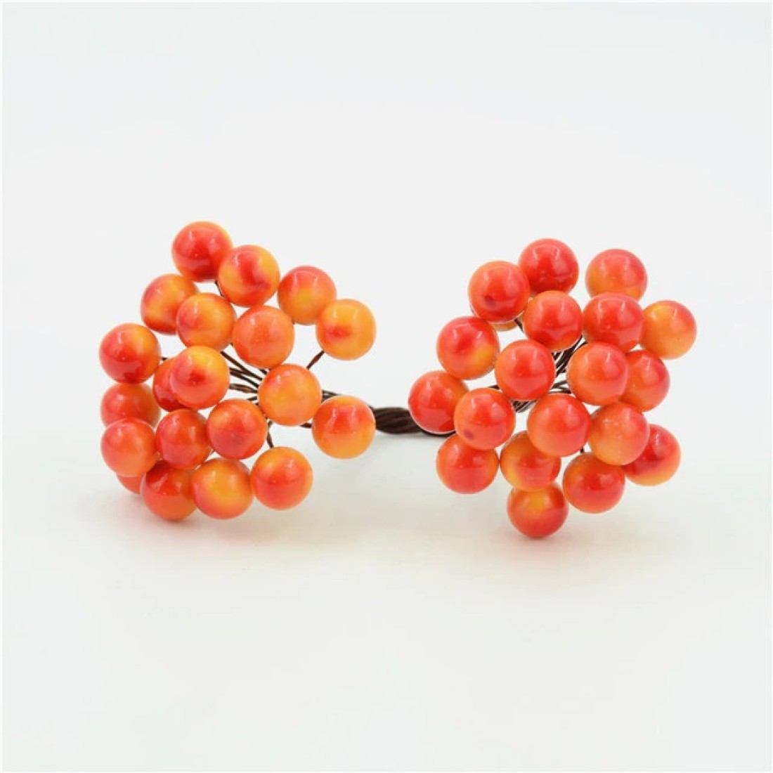 Craftyscrappers HOLLY BERRY POLLENS - ORANGE