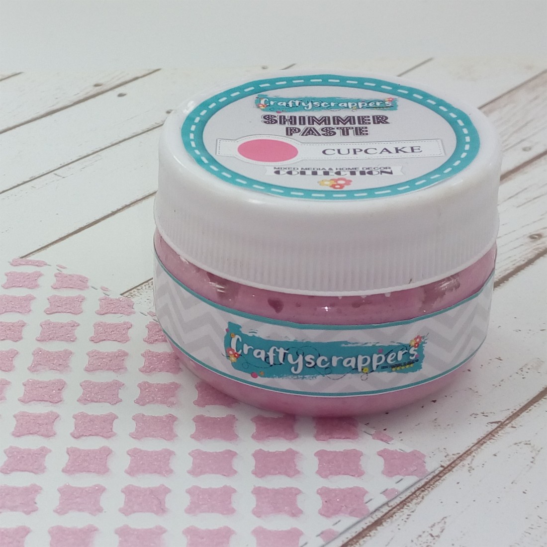 Craftyscrappers ShimmerPaste- CUPCAKE